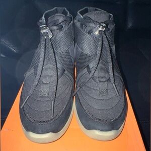 Nike Air Fear Of God Raid 1